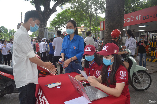 Năm 2021, trường Đại học (ĐH) Bách khoa Hà Nội dự kiến sử dụng 3 phương thức xét tuyển với khoảng 7.000 chỉ tiêu. Trong đó, có xét tuyển bằng kết quả Kỳ thi đánh giá tư duy do nhà trường tổ c